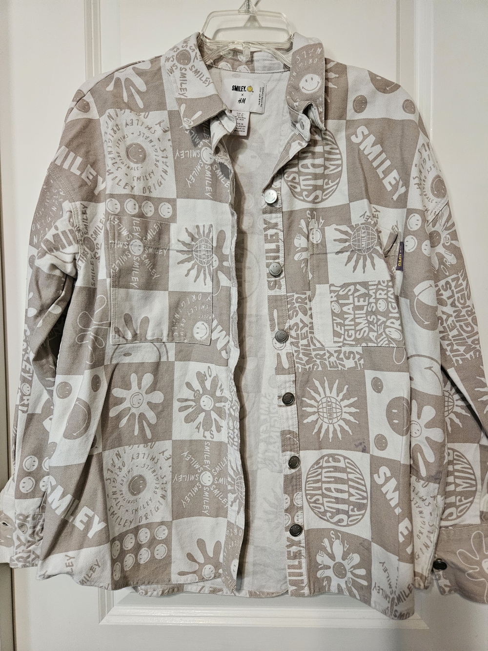 H&M Beige and White Smiley Oversized Graphic Button-Up Jean Jacket